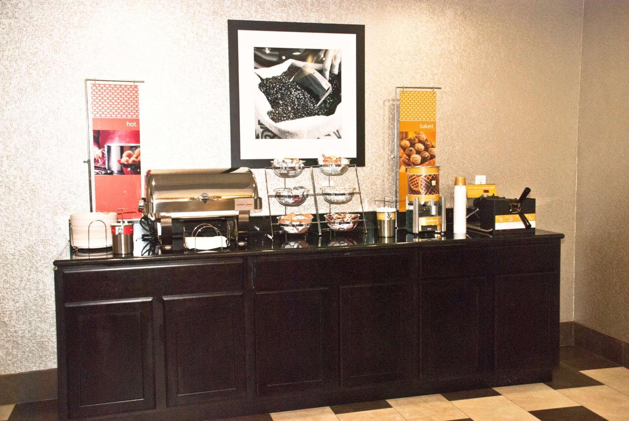 Hampton Inn Maumelle Restaurante foto
